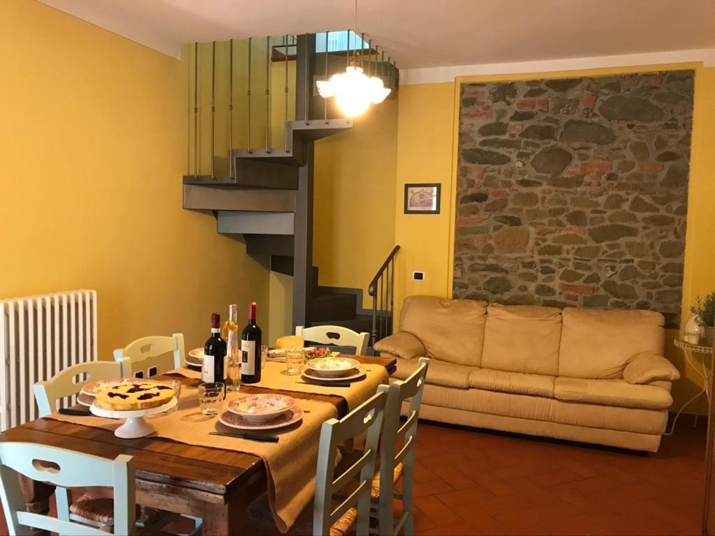 Agriturismo Podere Filicaia San Giovanni Valdarno Kültér fotó
